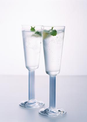 陶磁器のOEM先をお探しならUAGへ